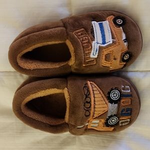 Ailvyang Dump Truck Slippers Brown Size 14